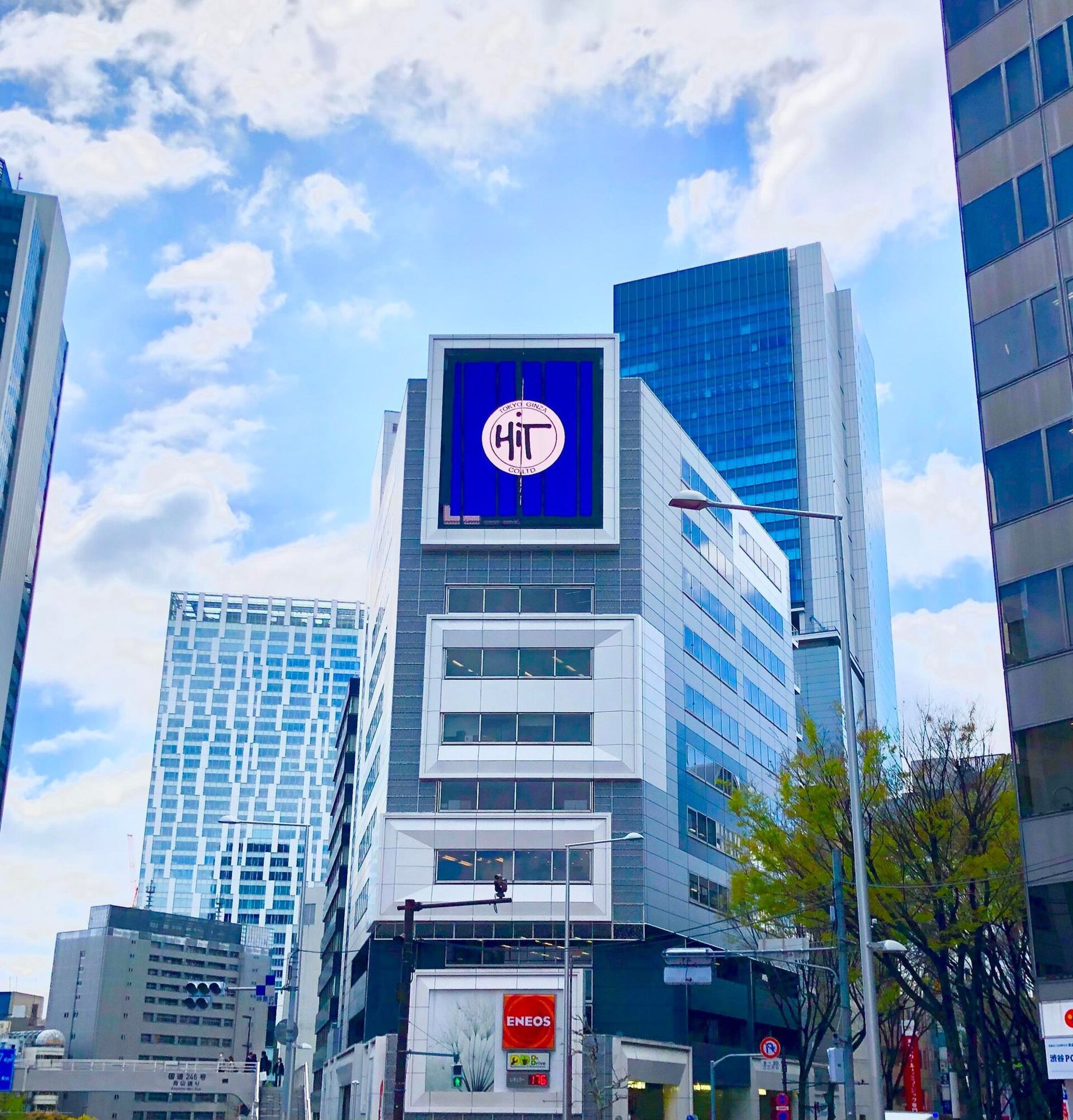 日本「蘑菇山」耳機二代表 11 月再賣，144 種語言 AI 翻譯